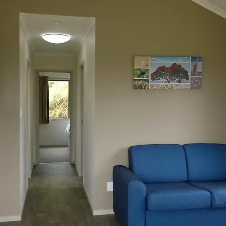 Fitzroy Beach Holiday Park New Plymouth Room photo